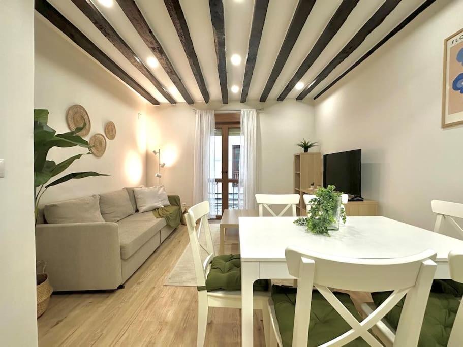 Apartamento De Diseno En Laredo Centro Kültér fotó